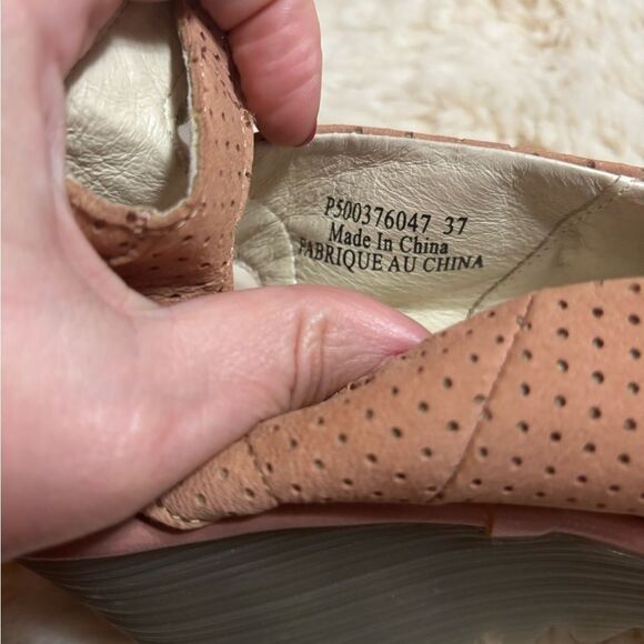Fly London Pink Wedge Shoes - Picture 4 of 6